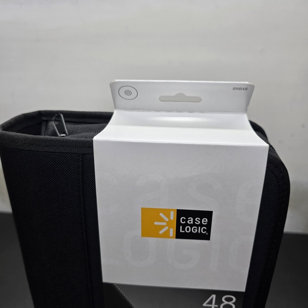 Case Logic 48-disc 24-page CD DVD Wallet Grey Cloth Clear Blue Plastic BNB48 - Picture 4 of 5